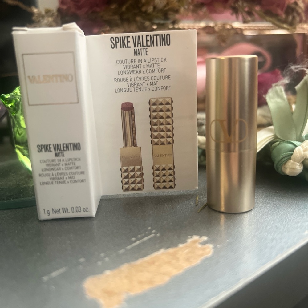 Trial Size Valentino Spike Valentino Matte Lipstick